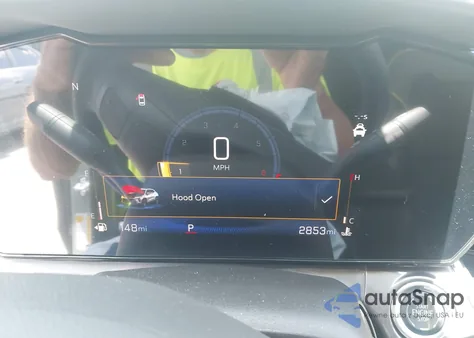 2025 Chevrolet Trax Fwd Activ z USA, uszkodzony, nr VIN KL77LKEP7SC306148